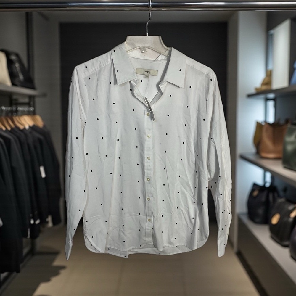 LOFT NWT White Button Blouse Black Polka Dots $74 MSRP untucked Casual Business